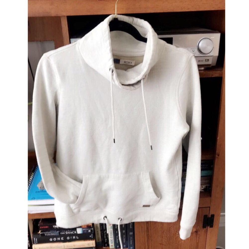 Cowl neck